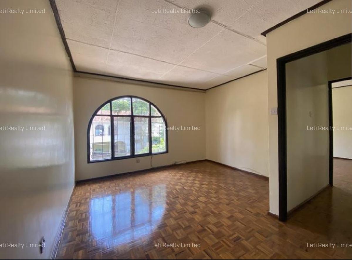 4 Bed Townhouse with En Suite in Kileleshwa - 10