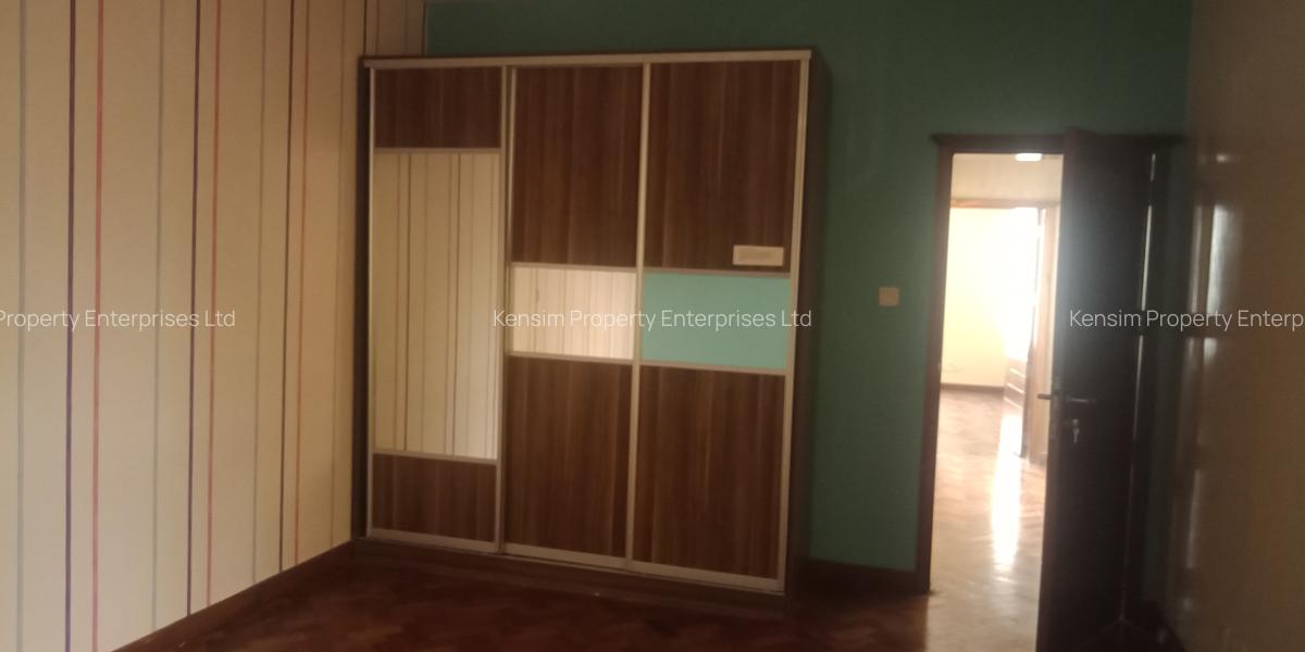 5 Bed Townhouse with En Suite in Lavington - 20
