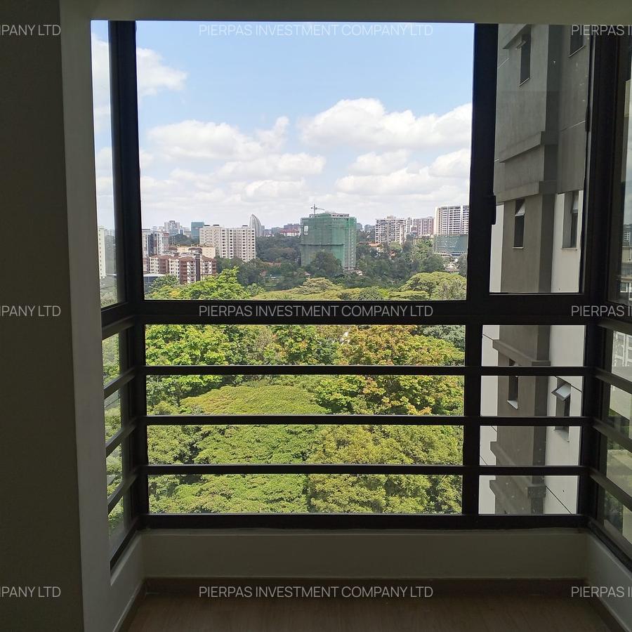 2 Bed Apartment with En Suite in Riverside - 18