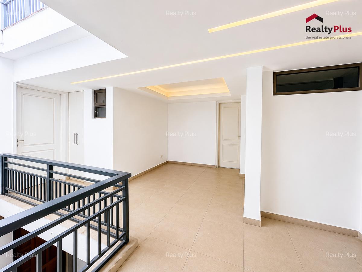 6 Bed Apartment with En Suite at Matumbato - 12