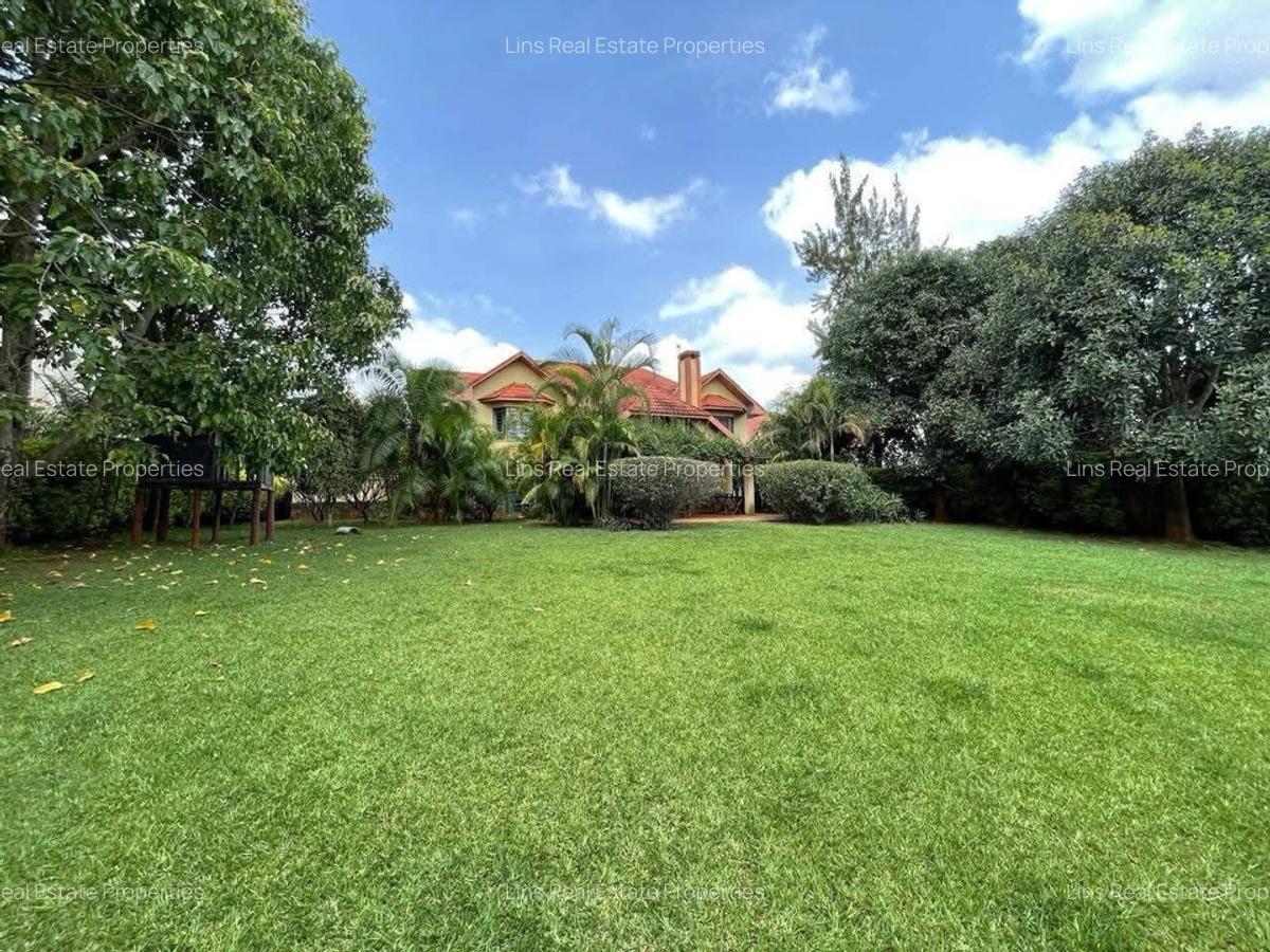 4 Bed House with En Suite in Runda - 1