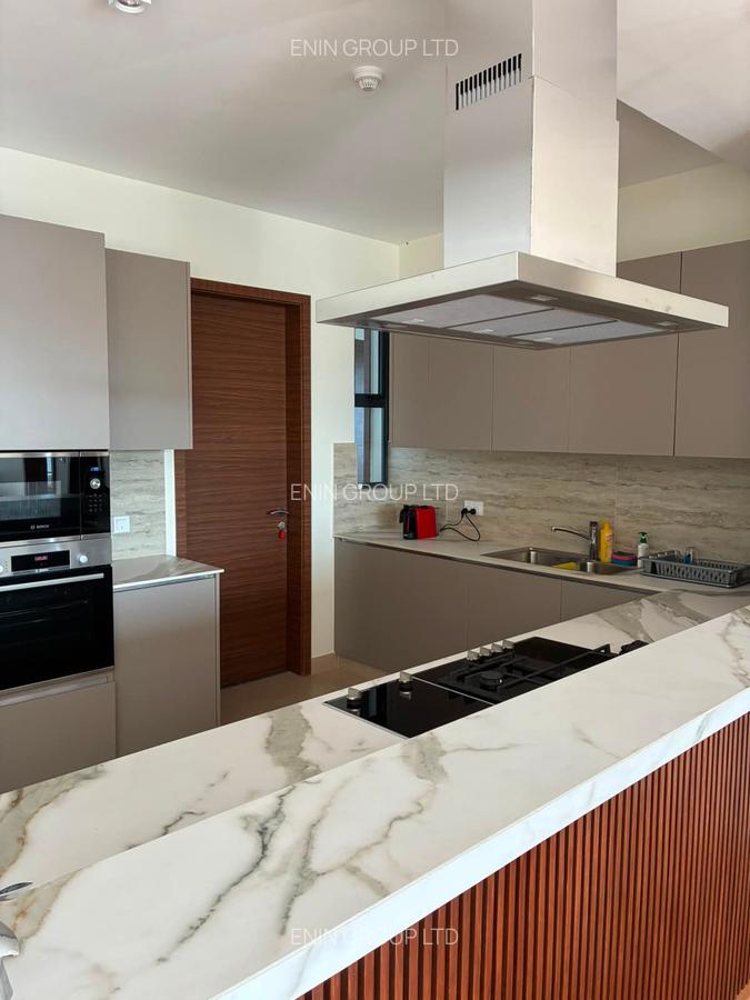 Serviced 2 Bed Apartment with En Suite at Riverside Drive - 4