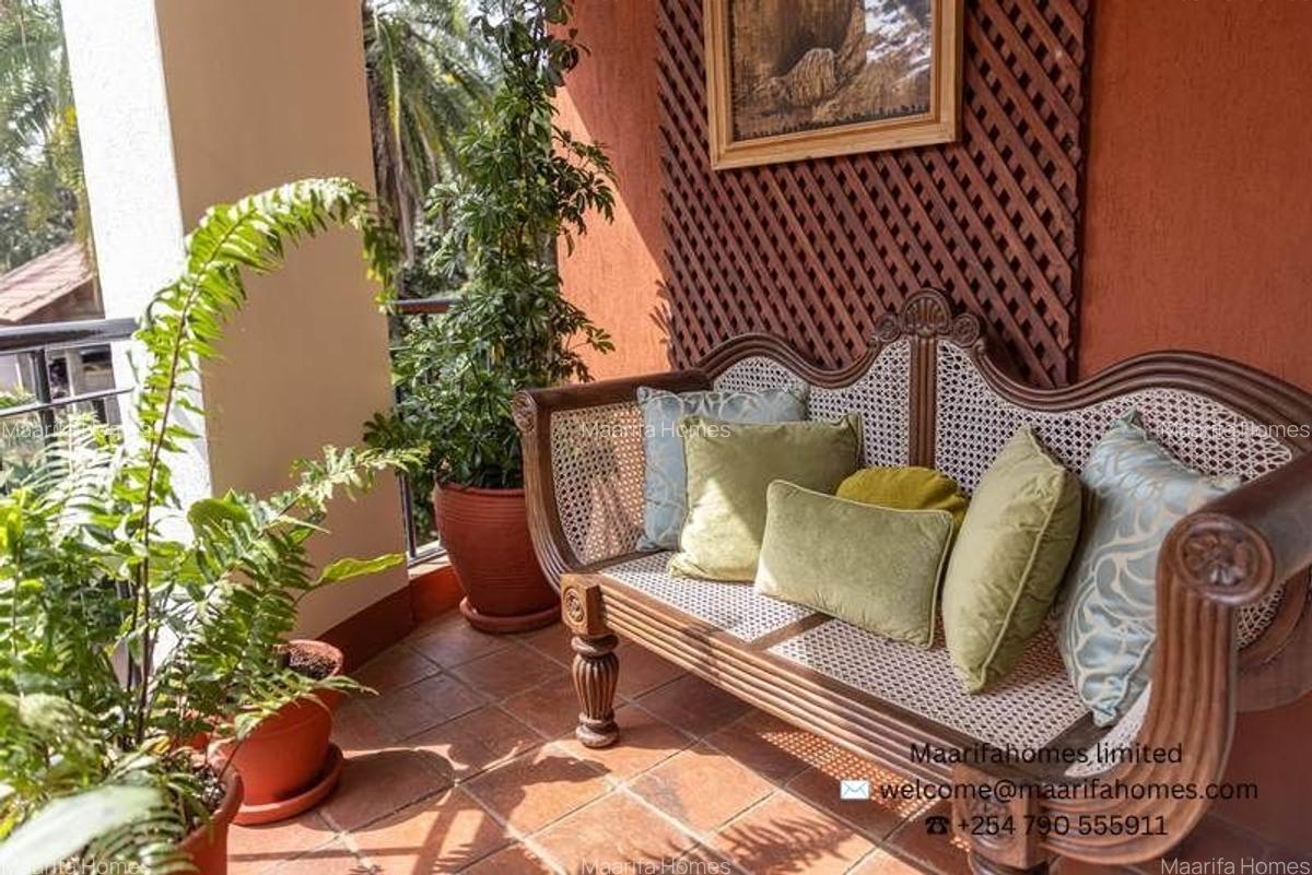 Serviced 2 Bed Apartment with En Suite at Tchui Lane - 4