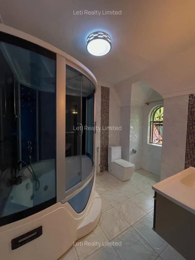 5 Bed Townhouse with En Suite in Kileleshwa - 19