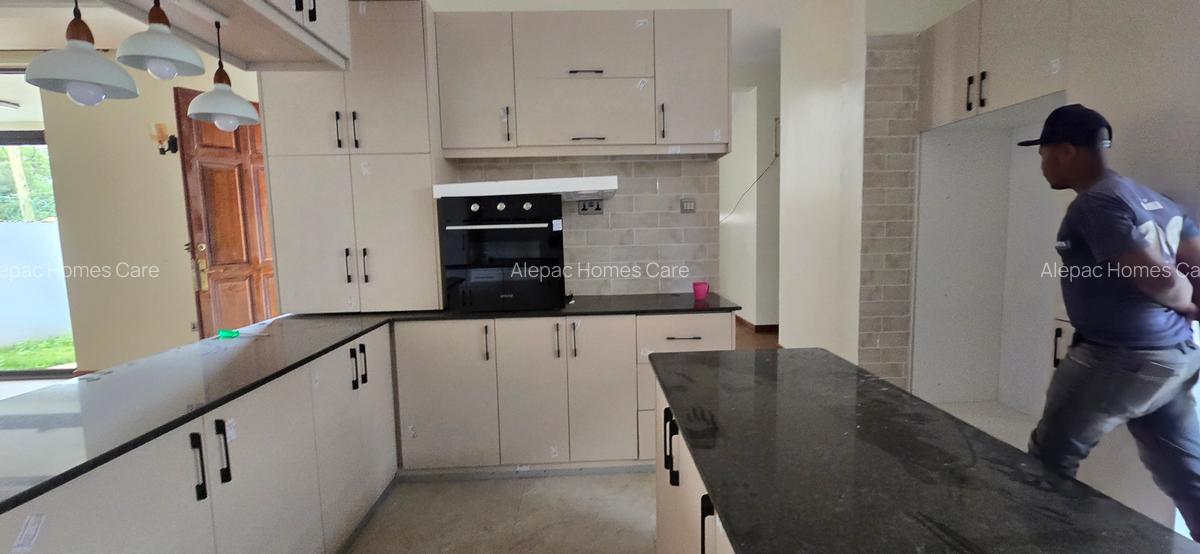 4 Bed Townhouse with En Suite at Kamakis - 5