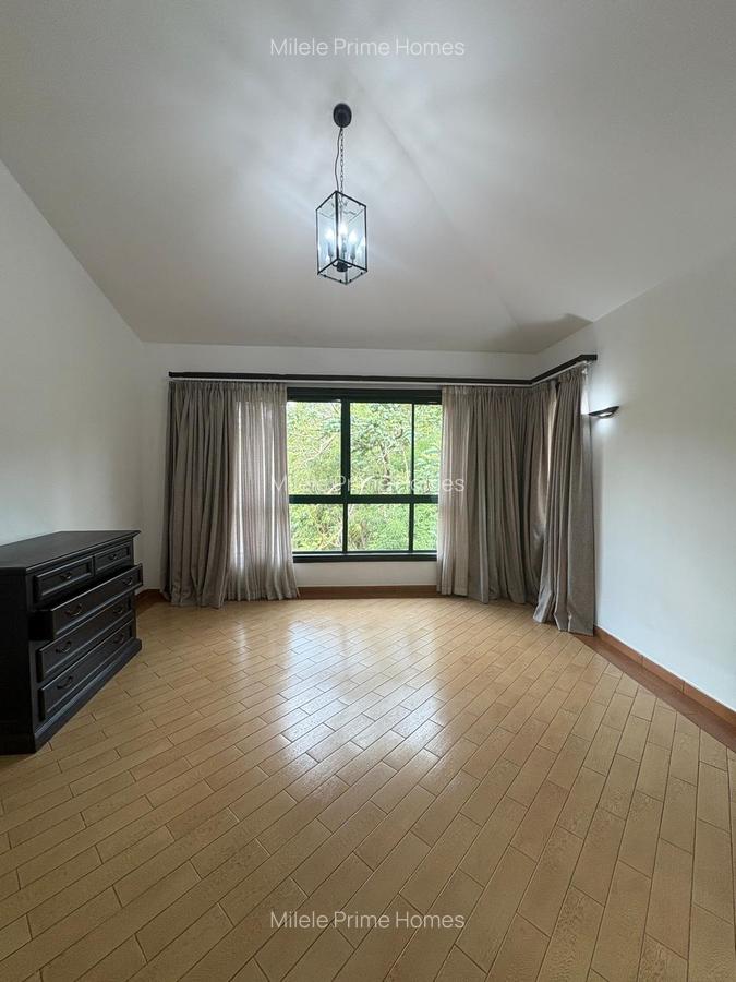 4 Bed Townhouse with En Suite at Grevillea Groove - 16