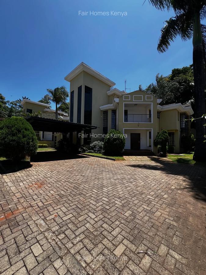 5 Bed Townhouse with En Suite at James Gichuru - 2
