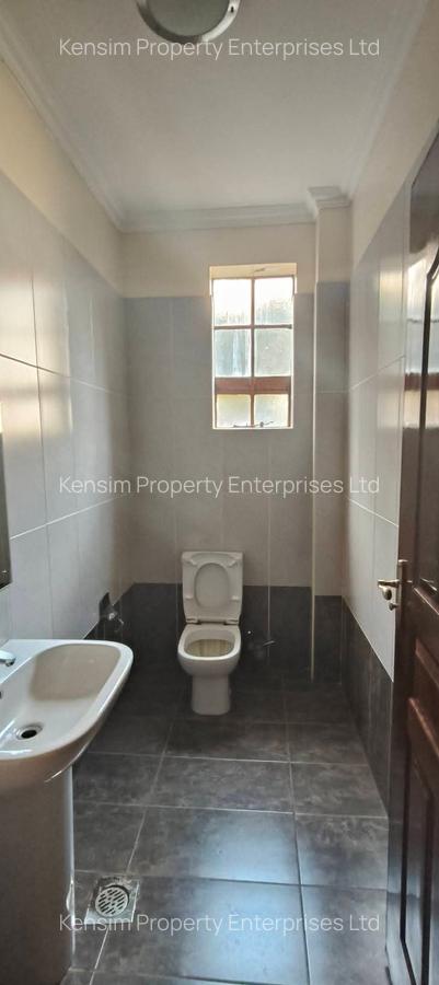 4 Bed Townhouse with En Suite in Rosslyn - 17