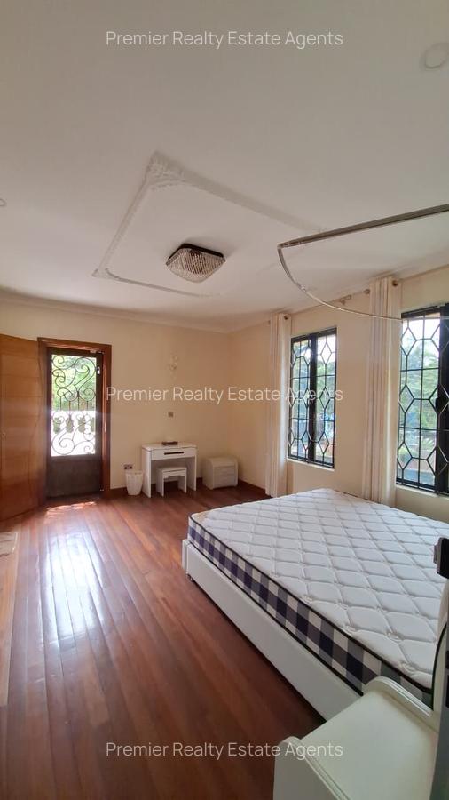 5 Bed Villa with En Suite at Runda - 7