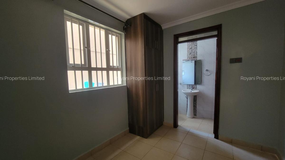 4 Bed House with En Suite in Kiambu Road - 11