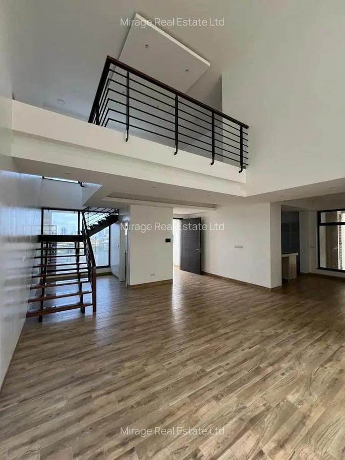 4 Bed Apartment with En Suite in Riverside - 15