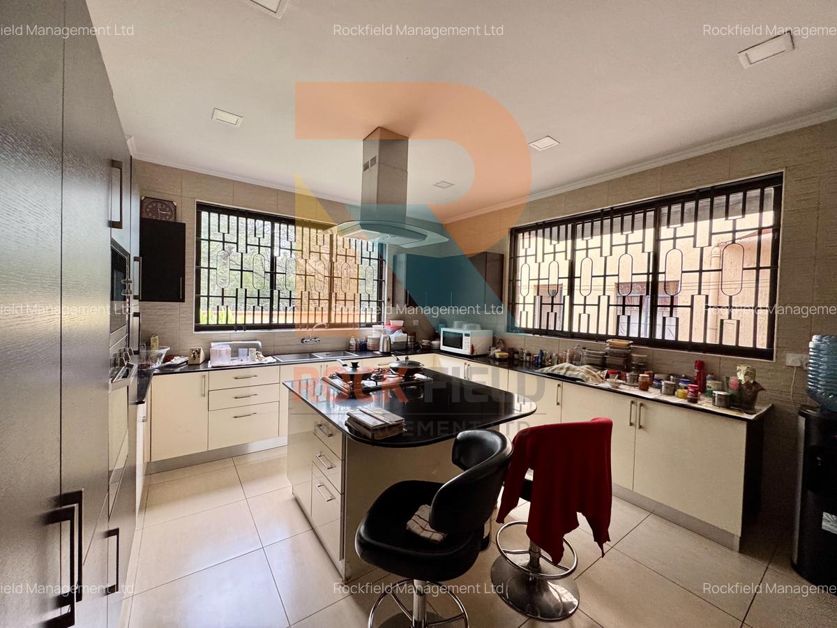 4 Bed Townhouse with En Suite at Peponi Road - 4