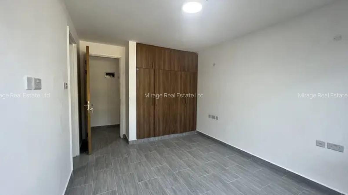 3 Bed Apartment with En Suite in Lavington - 8