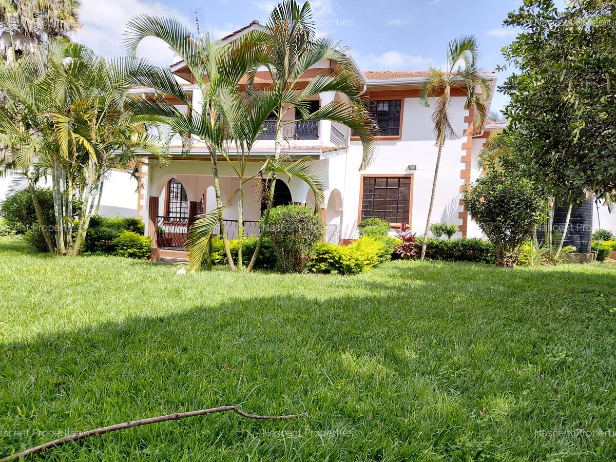 5 Bed House with En Suite in Runda - 3