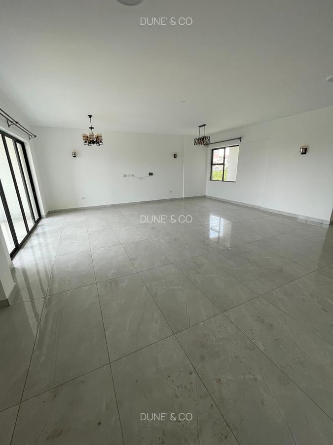 3 Bed Apartment with En Suite in Westlands Area - 2