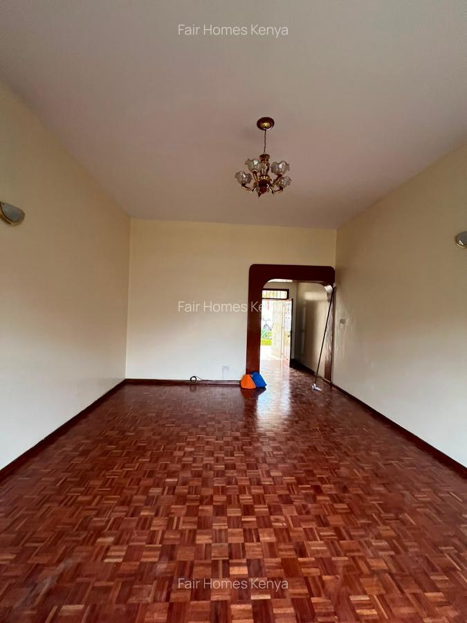4 Bed Townhouse with En Suite at Convent Drive - 10