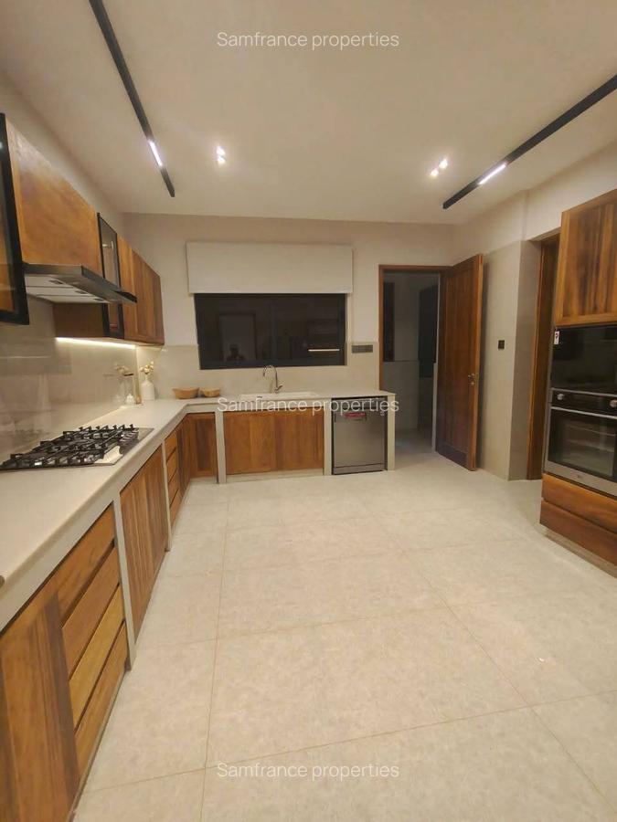Serviced 3 Bed Apartment with En Suite at Mount Kenya Road - 1