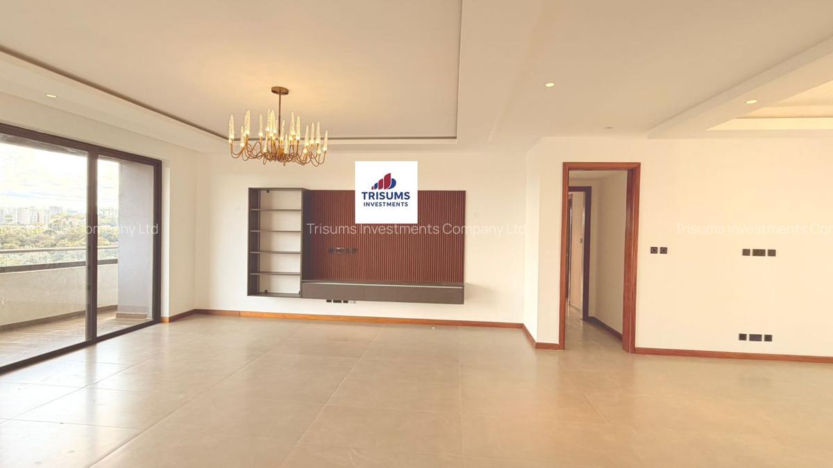 3 Bed Apartment with En Suite in Riverside - 12