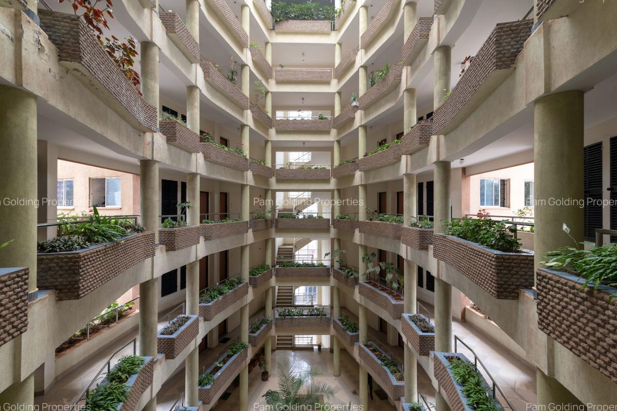 3 Bed Apartment at Brookside Drive - 1