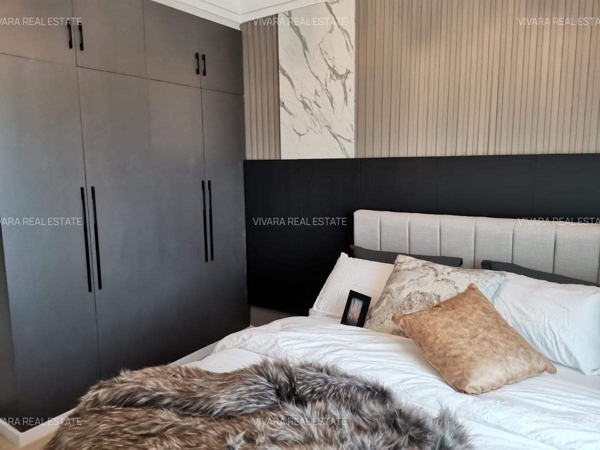 2 Bed Apartment with En Suite in Lavington - 11