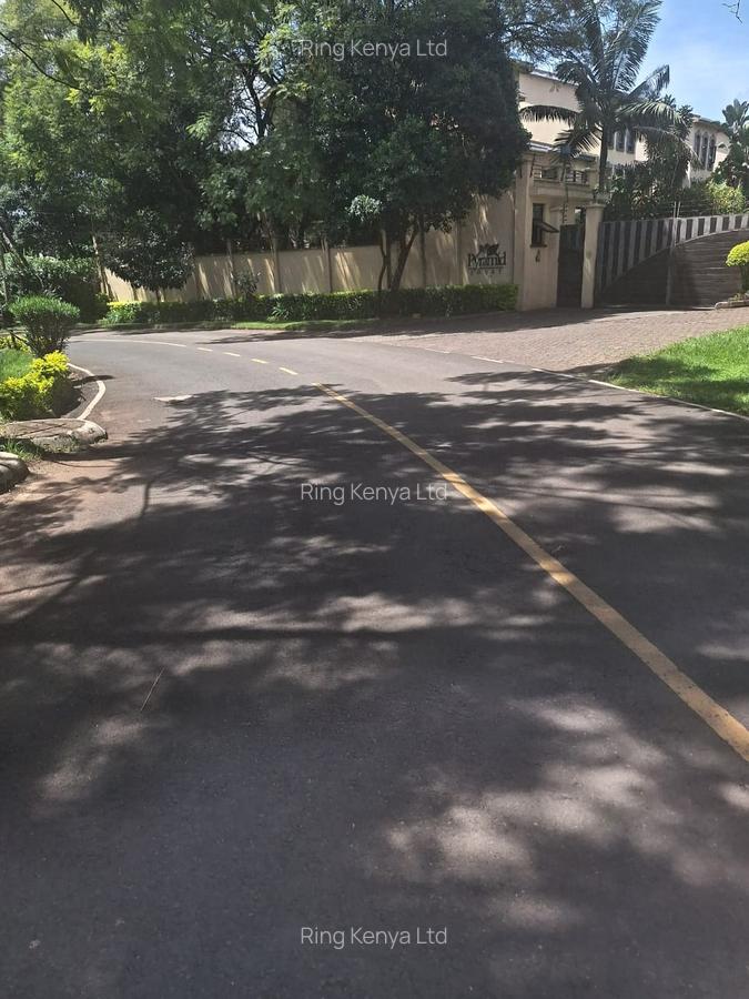5 Bed Townhouse with En Suite in Lavington - 5