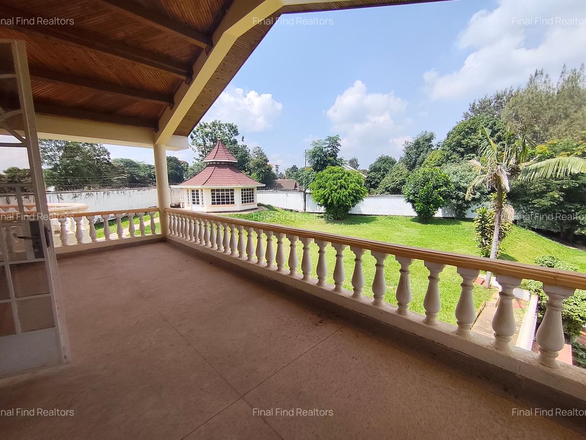 5 Bed House with En Suite in Loresho - 9