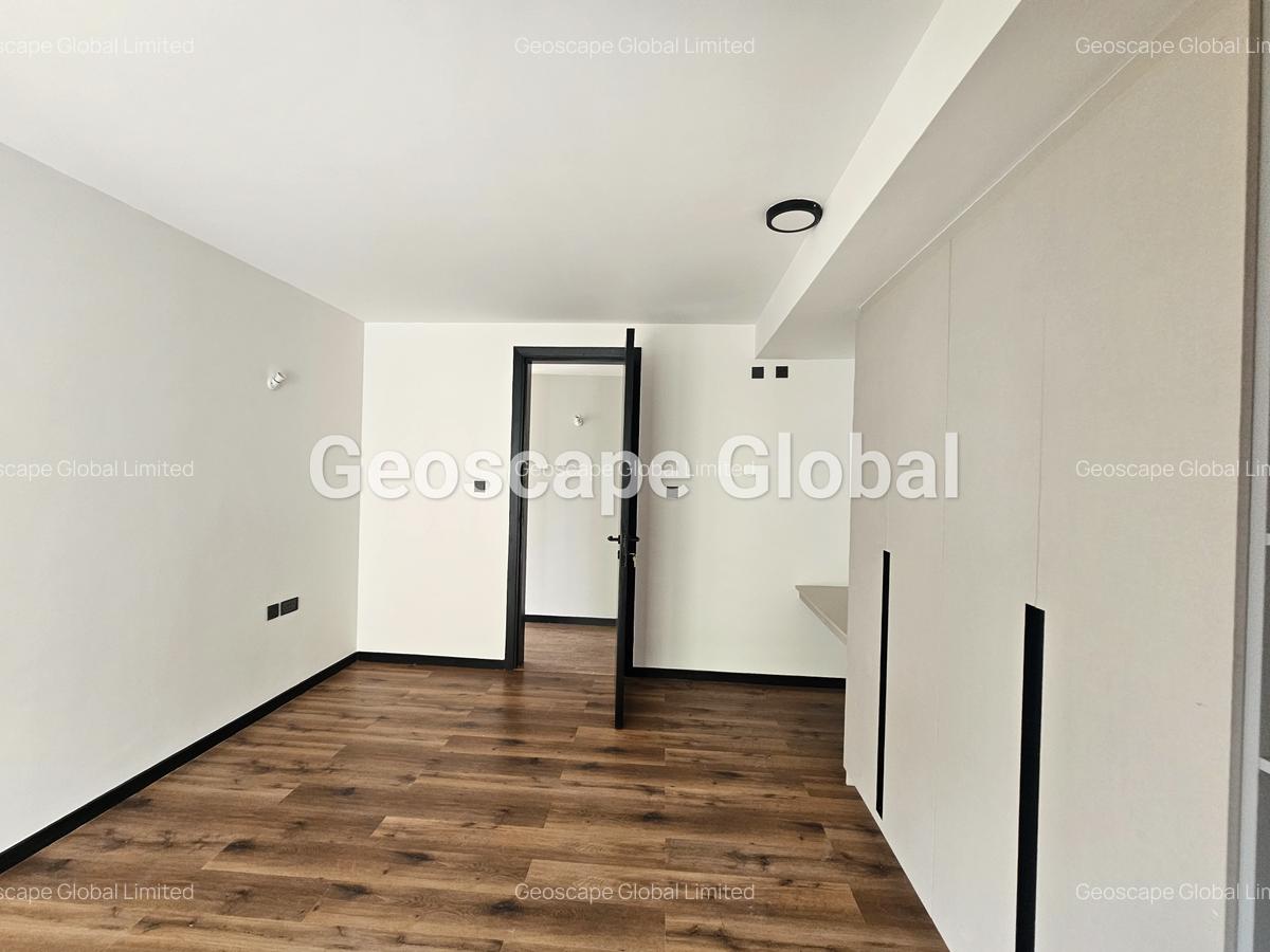 3 Bed Apartment with En Suite in Spring Valley - 12