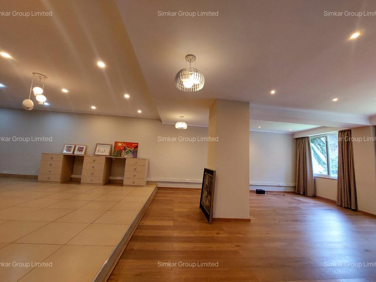 2 Bed Townhouse with En Suite at Peponi Rd - 16