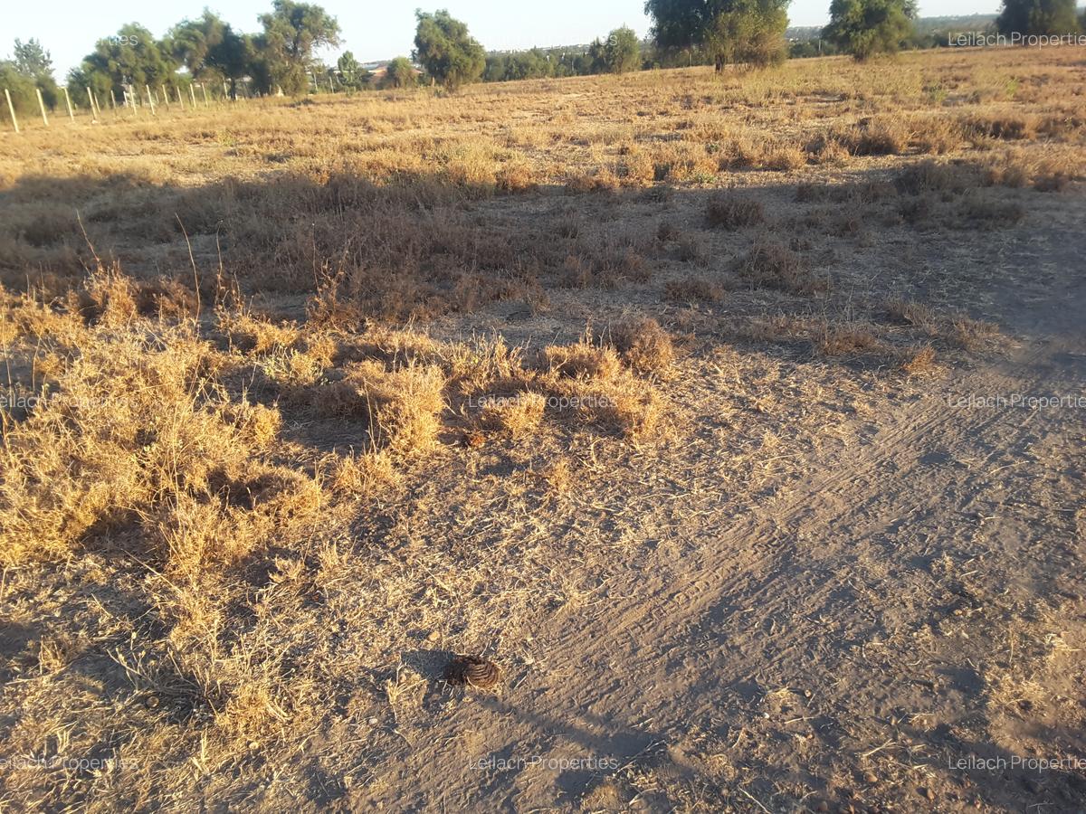 Land in Kitengela - 8