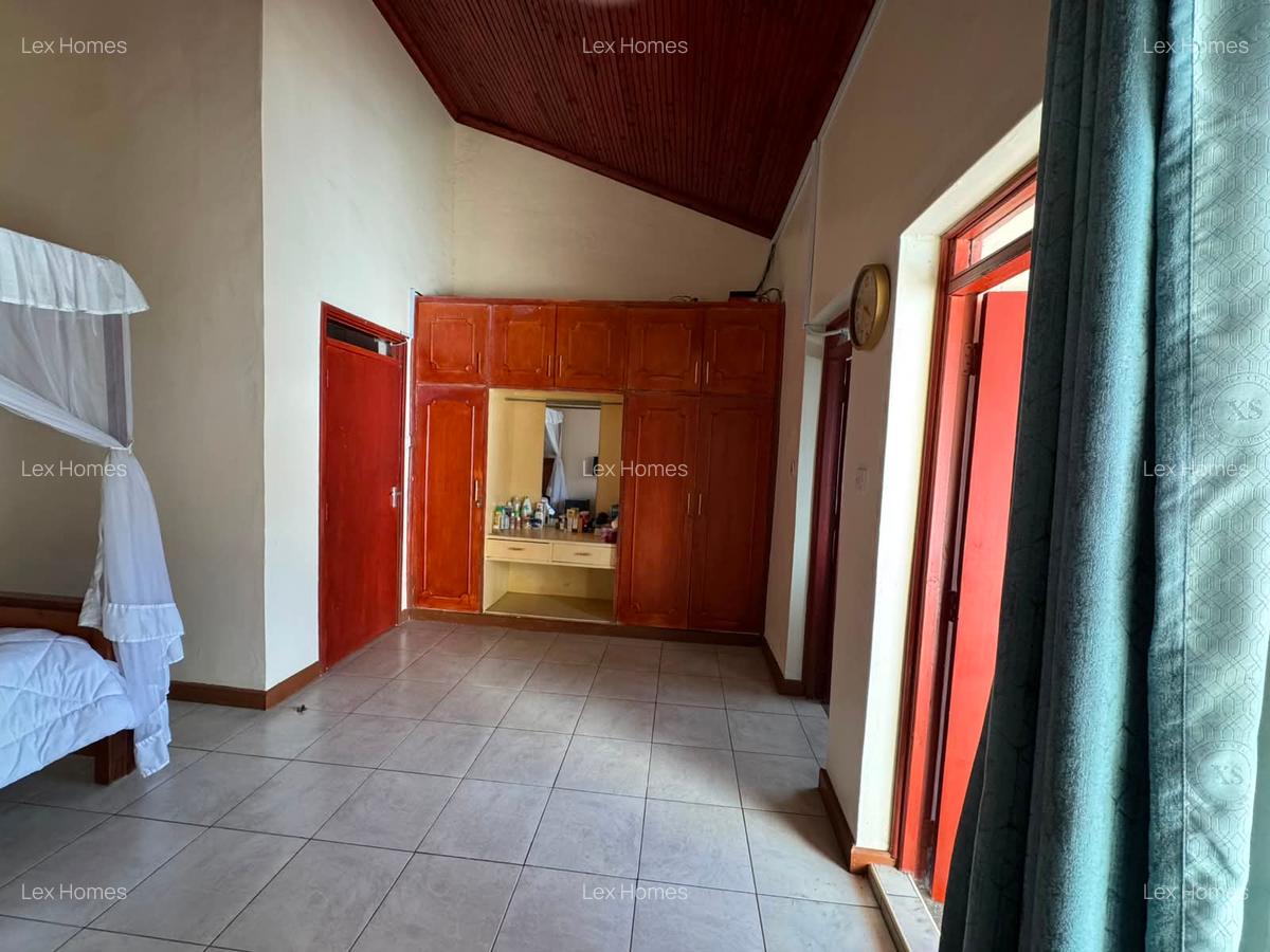 5 Bed House with En Suite at Langata Road - 19