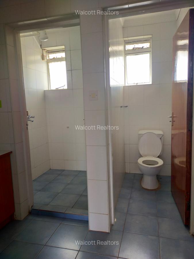 4 Bed Apartment with En Suite in Kilimani - 9