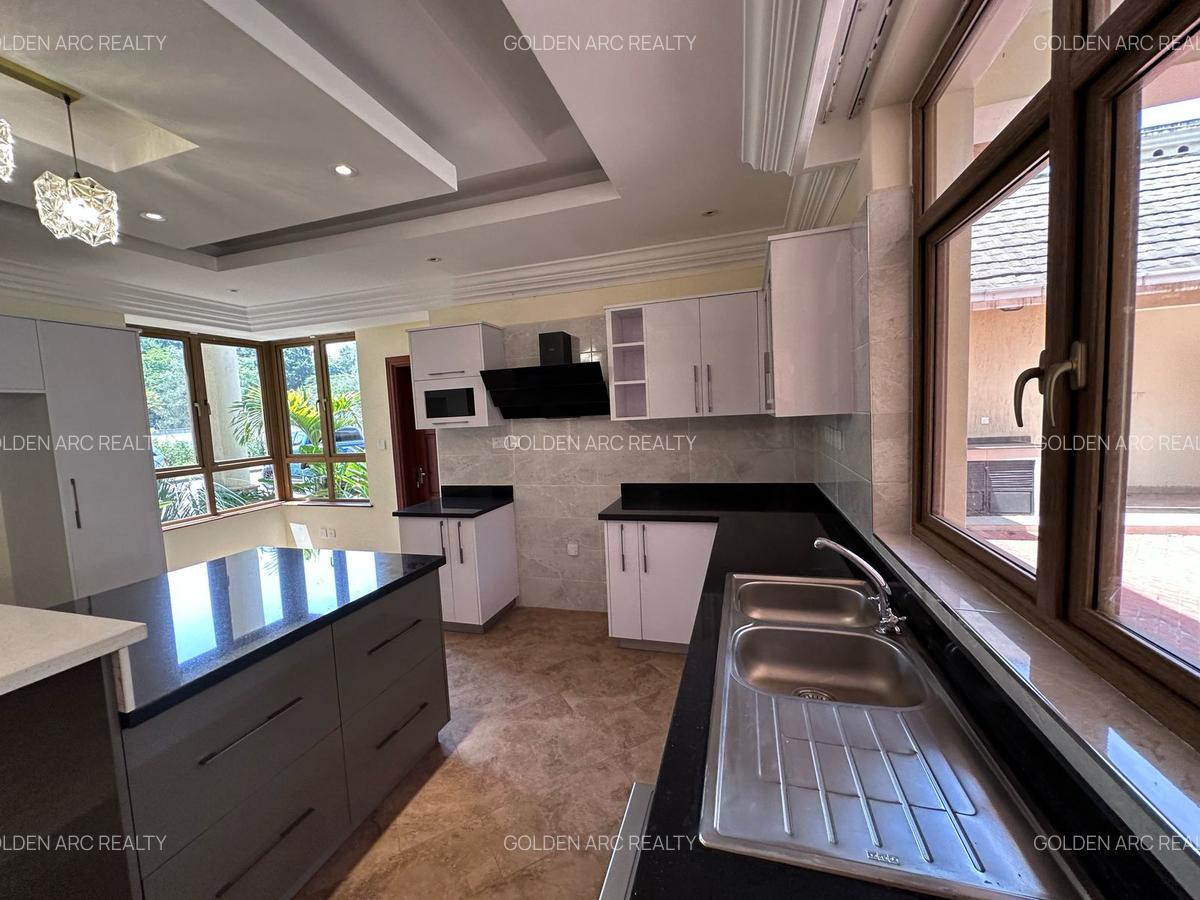 5 Bed Villa with En Suite in Karen - 12