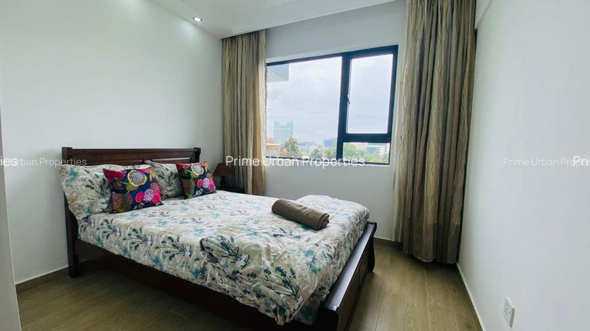 Serviced 2 Bed Apartment with En Suite in Westlands Area - 11