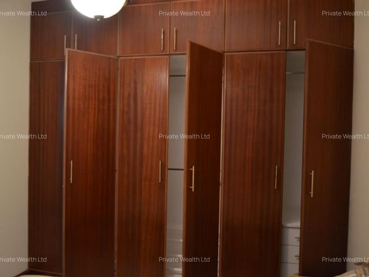 3 Bed Apartment with En Suite at Temus Road - 4