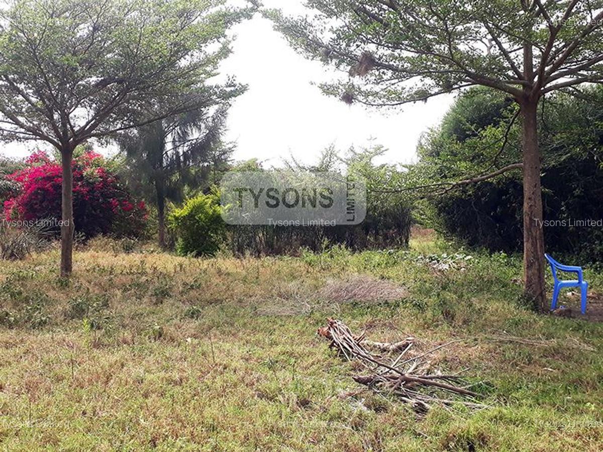 4,047 m² Land in Ruai - 1