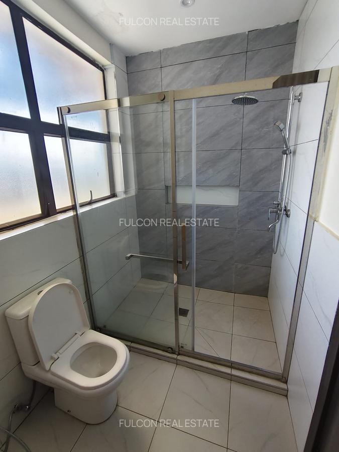5 Bed Apartment with En Suite in Kileleshwa - 18