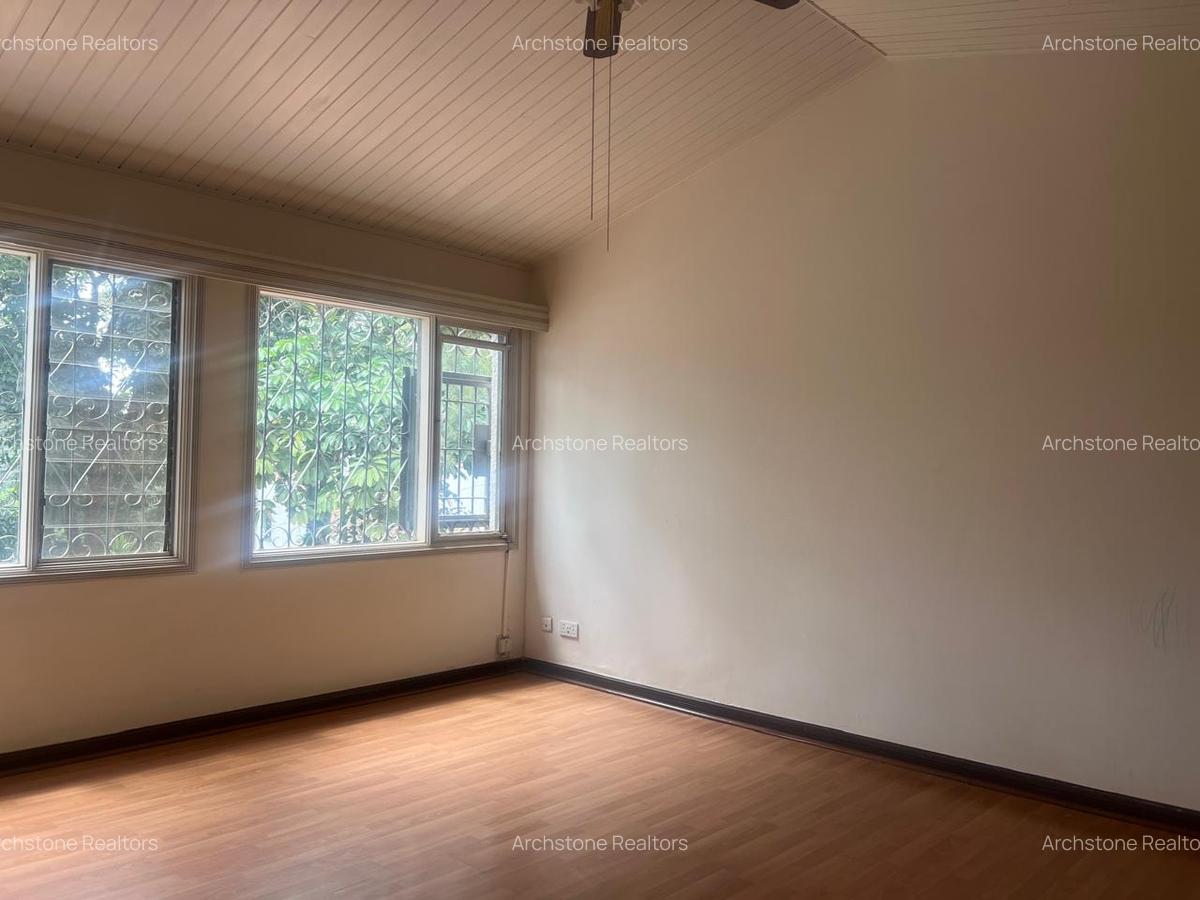 4 Bed Villa with En Suite in Muthaiga - 6