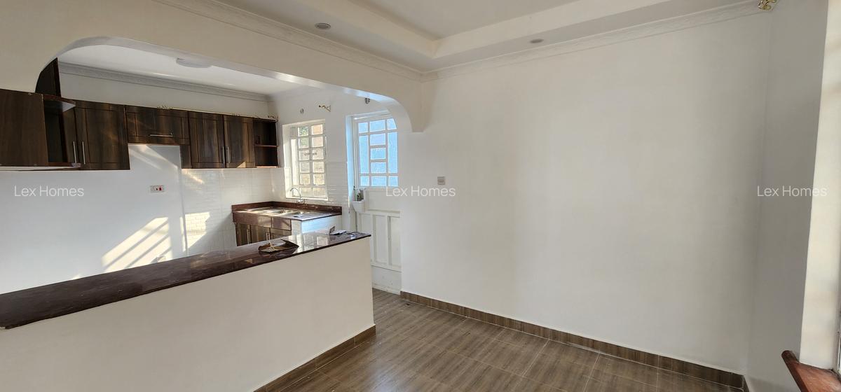 3 Bed House with En Suite at Oloika - 4