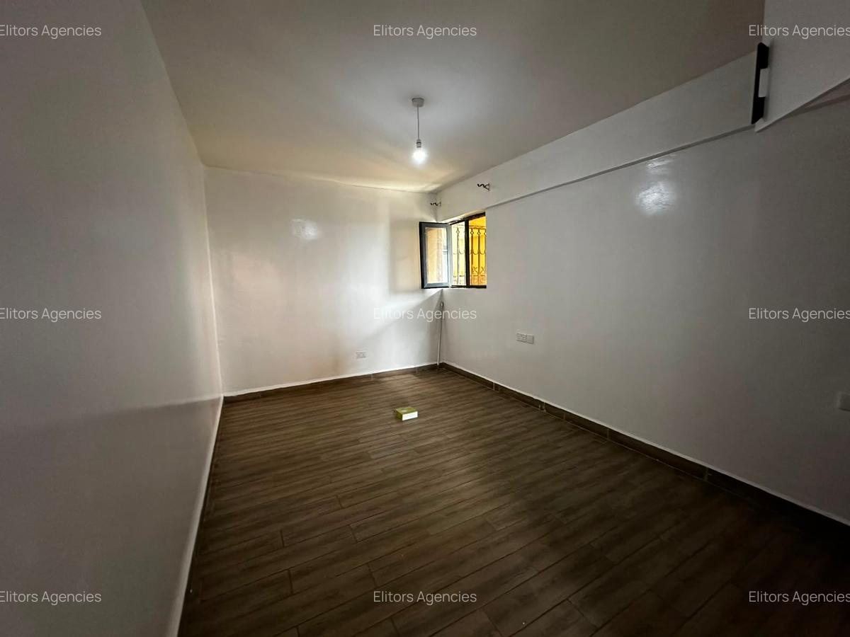 3 Bed Apartment with En Suite at 6Th Parklands Avenue - 12