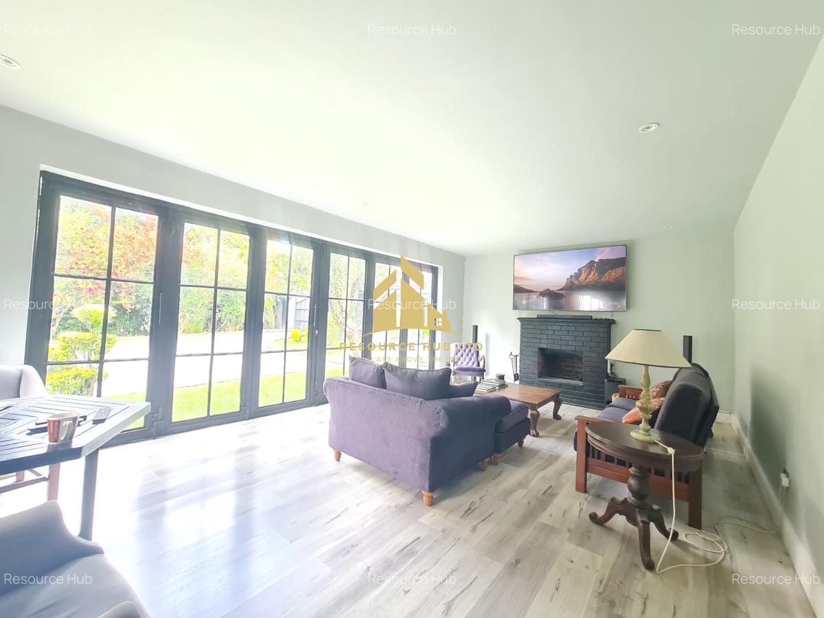 4 Bed House with En Suite at Nyari - 2