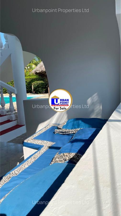 4 Bed House with En Suite in Watamu - 13