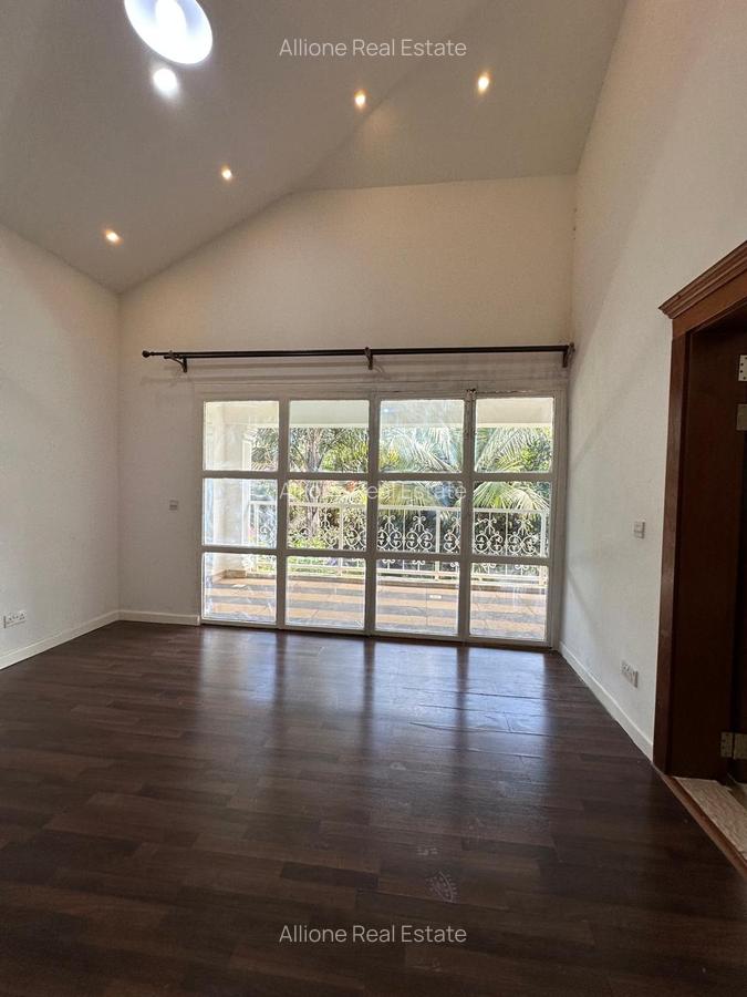 5 Bed House with Swimming Pool in Runda - 16