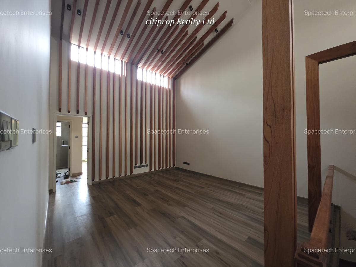 4 Bed Townhouse with En Suite in Westlands Area - 9