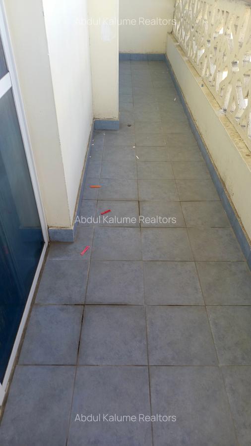 Serviced 2 Bed Apartment with En Suite at Bamburi - 17