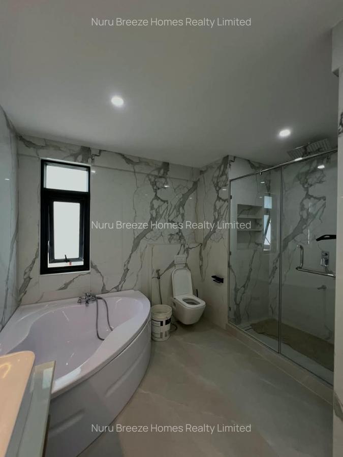 6 Bed Villa with En Suite in Lavington - 6
