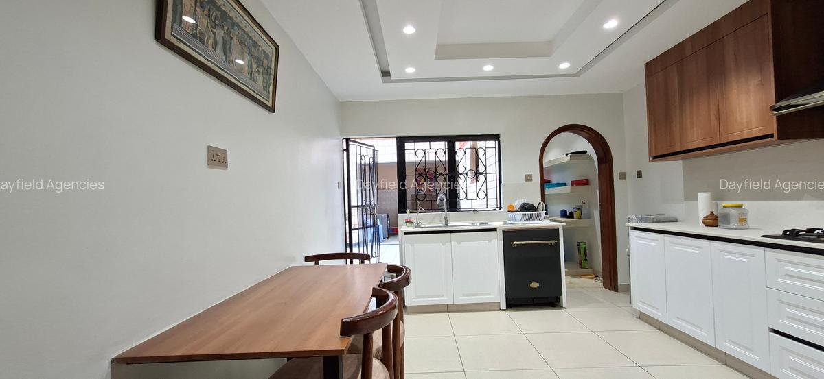 4 Bed House with En Suite at Grevillea Grove - 5