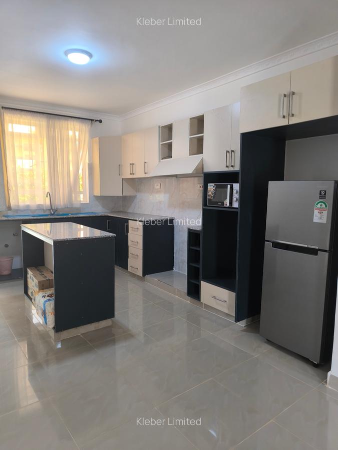 4 Bed Villa with En Suite in Kitengela - 5