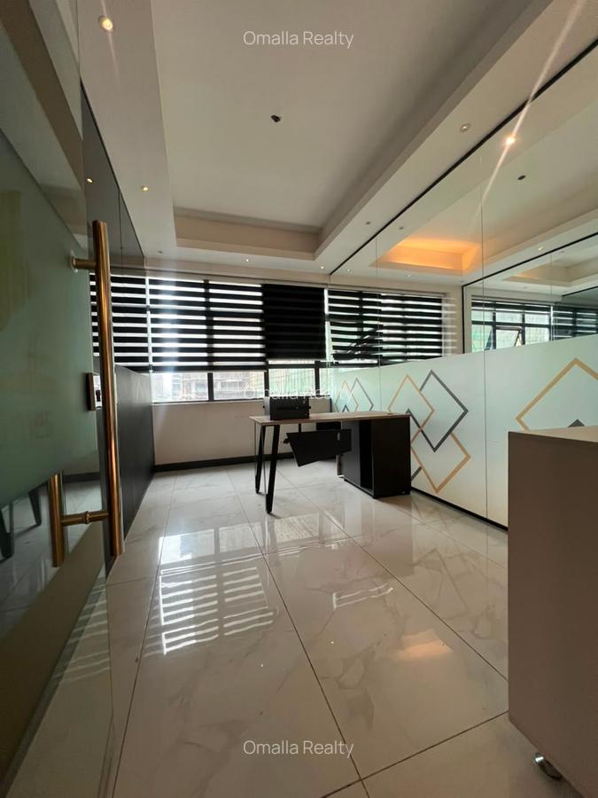 2,200 ft² Commercial Property with Service Charge Included in Westlands Area - 8