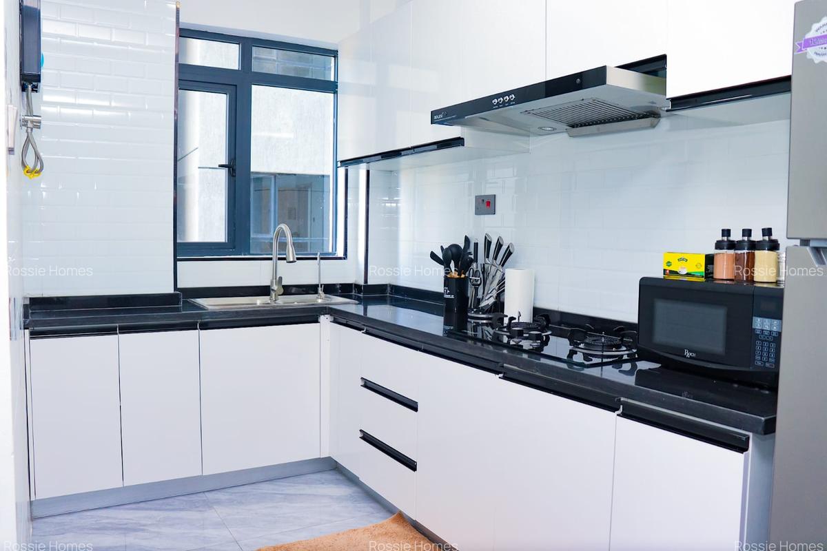 Serviced 1 Bed Apartment with En Suite in Kilimani - 7