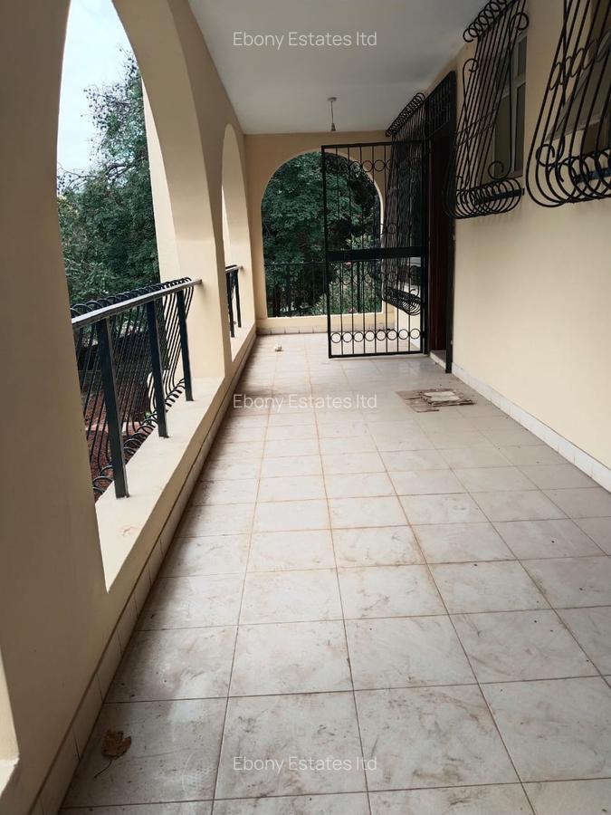 Commercial Property with Service Charge Included in Lavington - 10